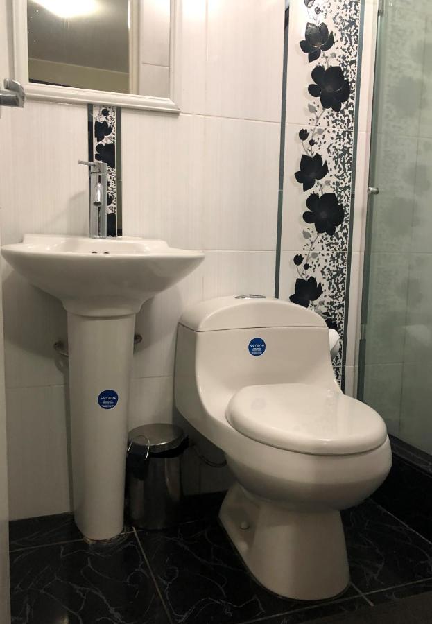 B&B Cusing Wasi Lima Exteriör bild